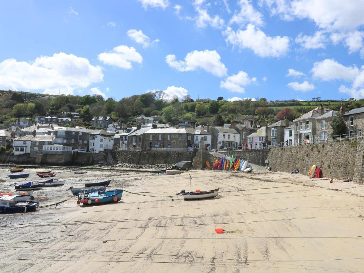 2 Chapel Place Mousehole Exterior photo